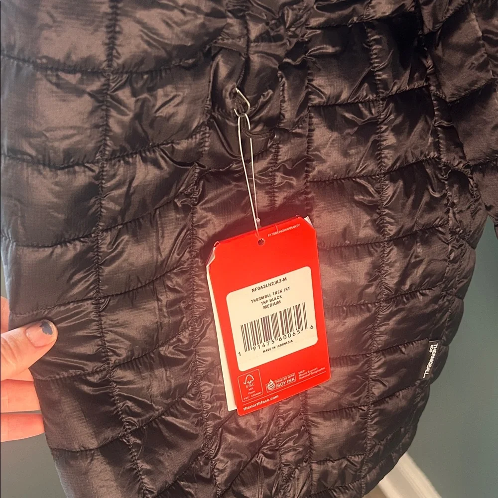 NWT The North Face Black Quilted Packable Jacket
